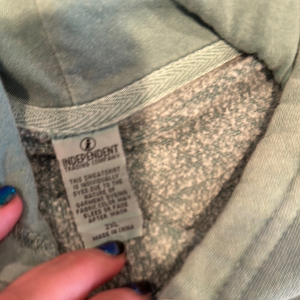Craft Beer Girls light teal hoodie size 2XL - Picture 6 of 6